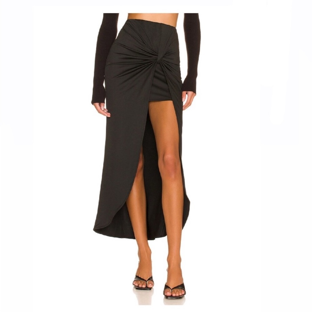 Superdown Marie Black Midi Skirt
